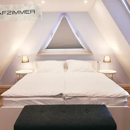 Maisonette In Ruhiger Und Zentraler Lage Mit Parkplatz