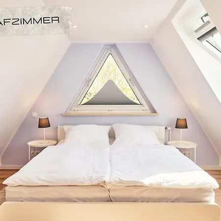 Apartamento Maisonette In Ruhiger Und Zentraler Lage Mit Parkplatz